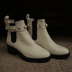 Karl Lagerfeld Paris White Leather Ankle Boots